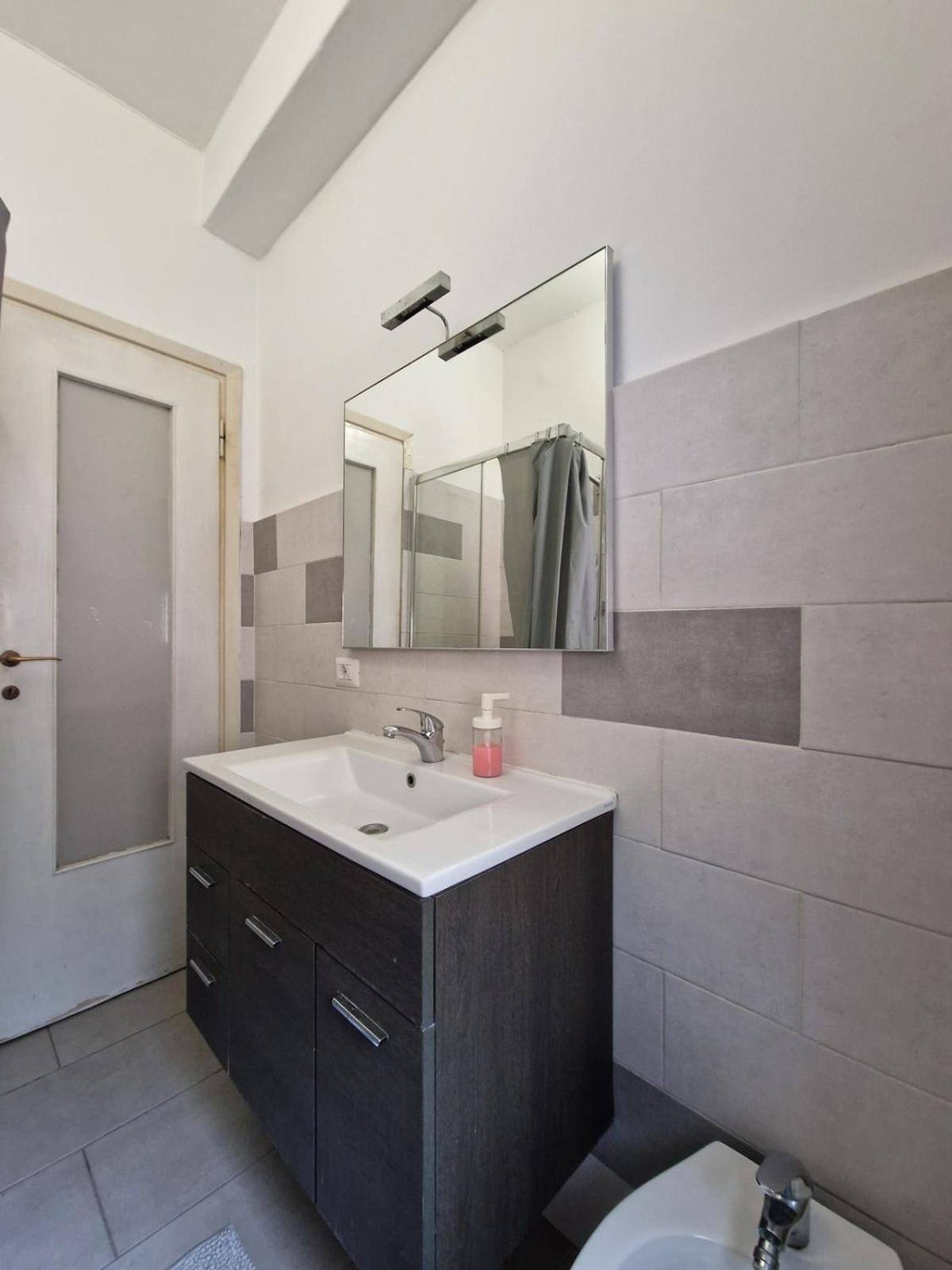 Milanrentals - Vigliani Apartments מראה חיצוני תמונה
